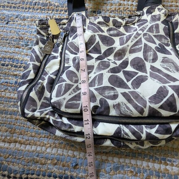 Reversible Tote Bag Black White Scroll Monogram Graphic Leaf Print Foldable Shou - Picture 8 of 8